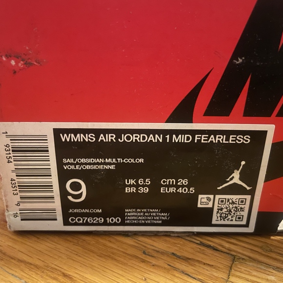 Melody Ehsani x Air Jordan 1 Mid ‘Fearless’ (WMNS) - Picture 6 of 9